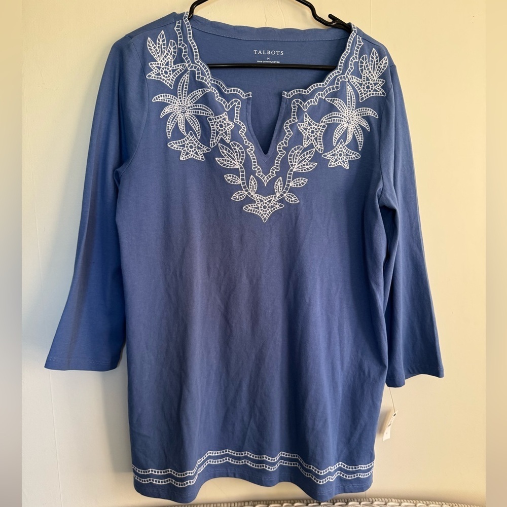 Talbots blue Tunic with White Embroidery NWT